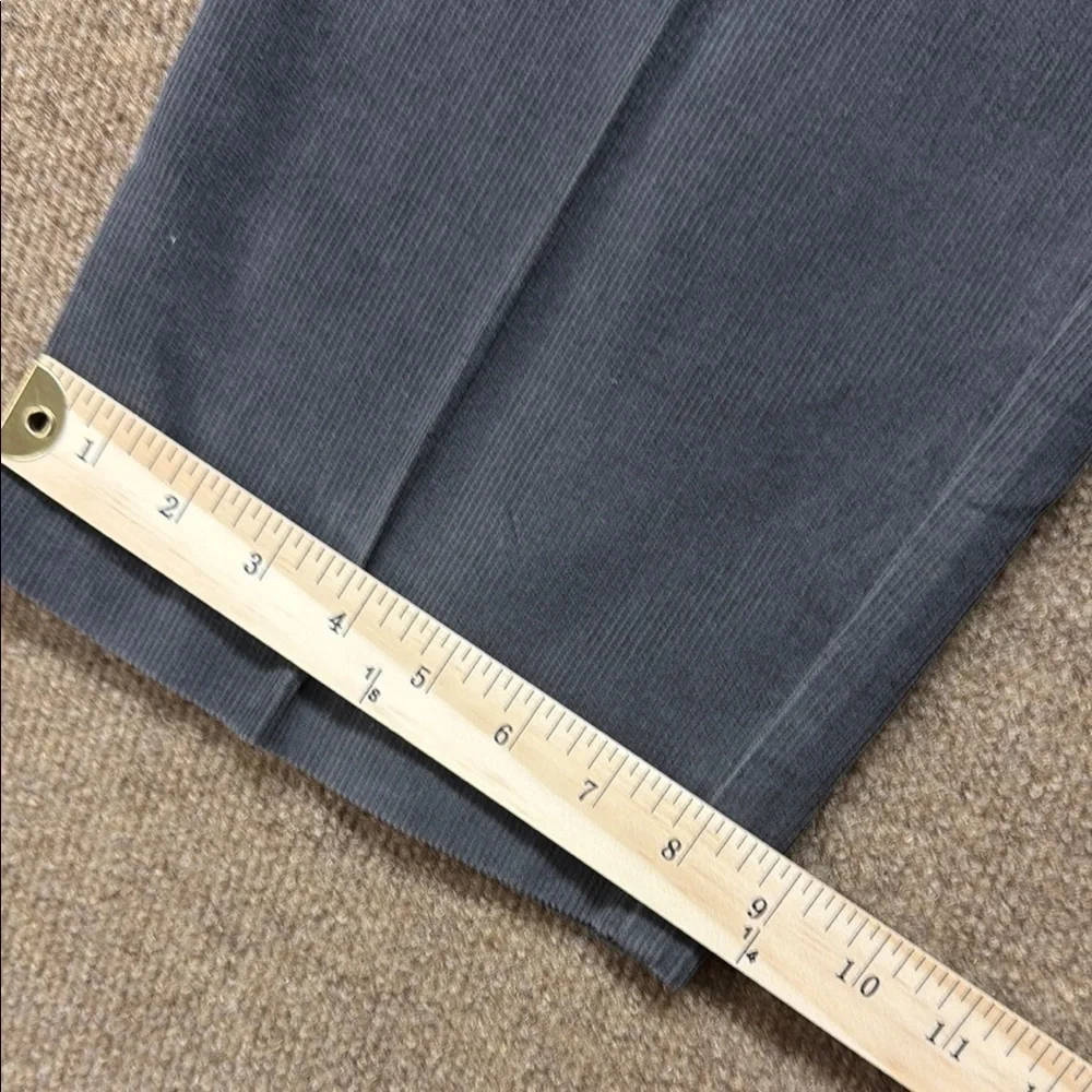 Haggar Go To Corduroy Jeans Mens 36x30 Classic Fit Straight Leg Pockets Gray NWT